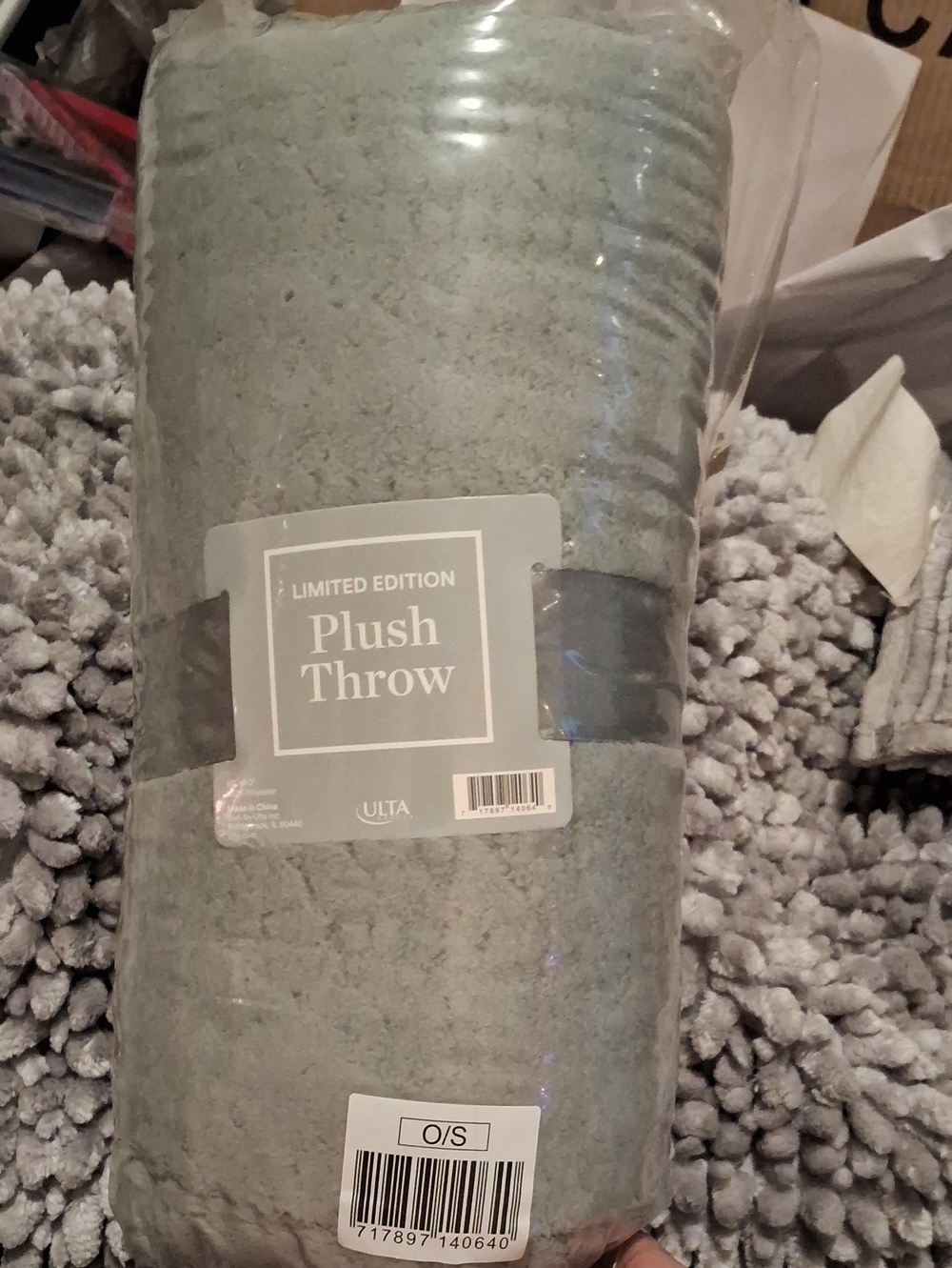 Ulta Beauty Plush Throw in Sage Gray